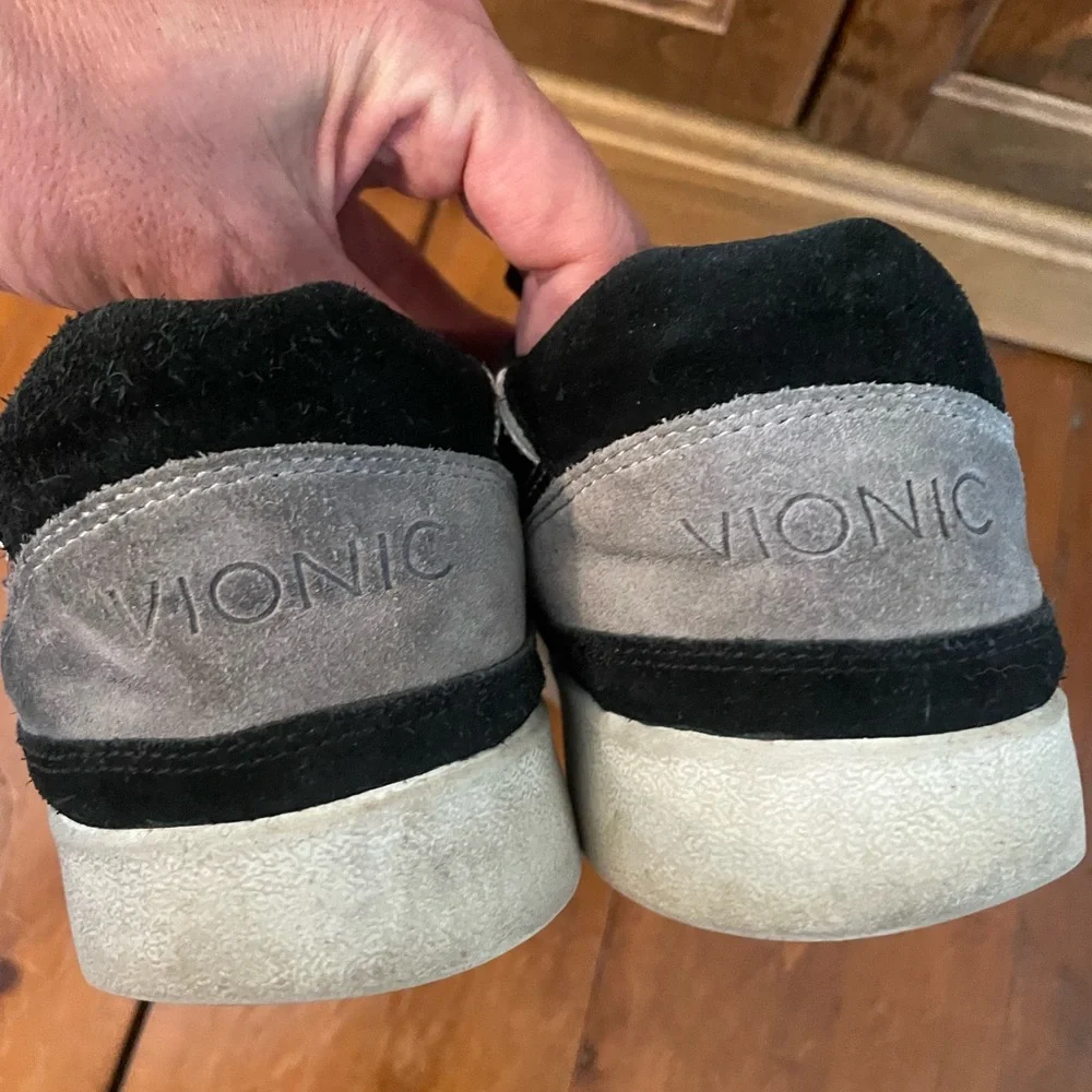 Vionic Mylie Essence Black Suede Running Shoes Sneakers